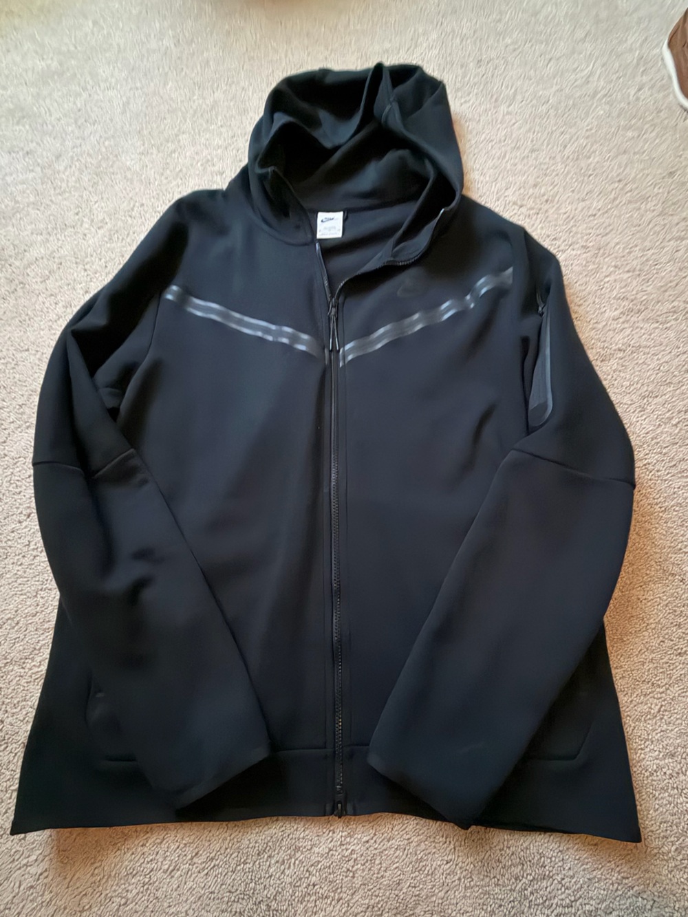 Men’s Nike Tech Sweatshirt